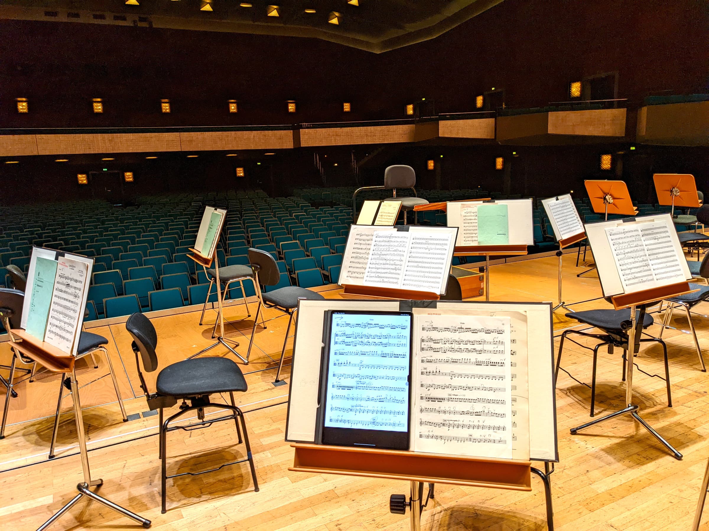Tabletas para músicos - Ensayo en la orquesta sinfónica con la Samsung Galaxy Tab Ultra