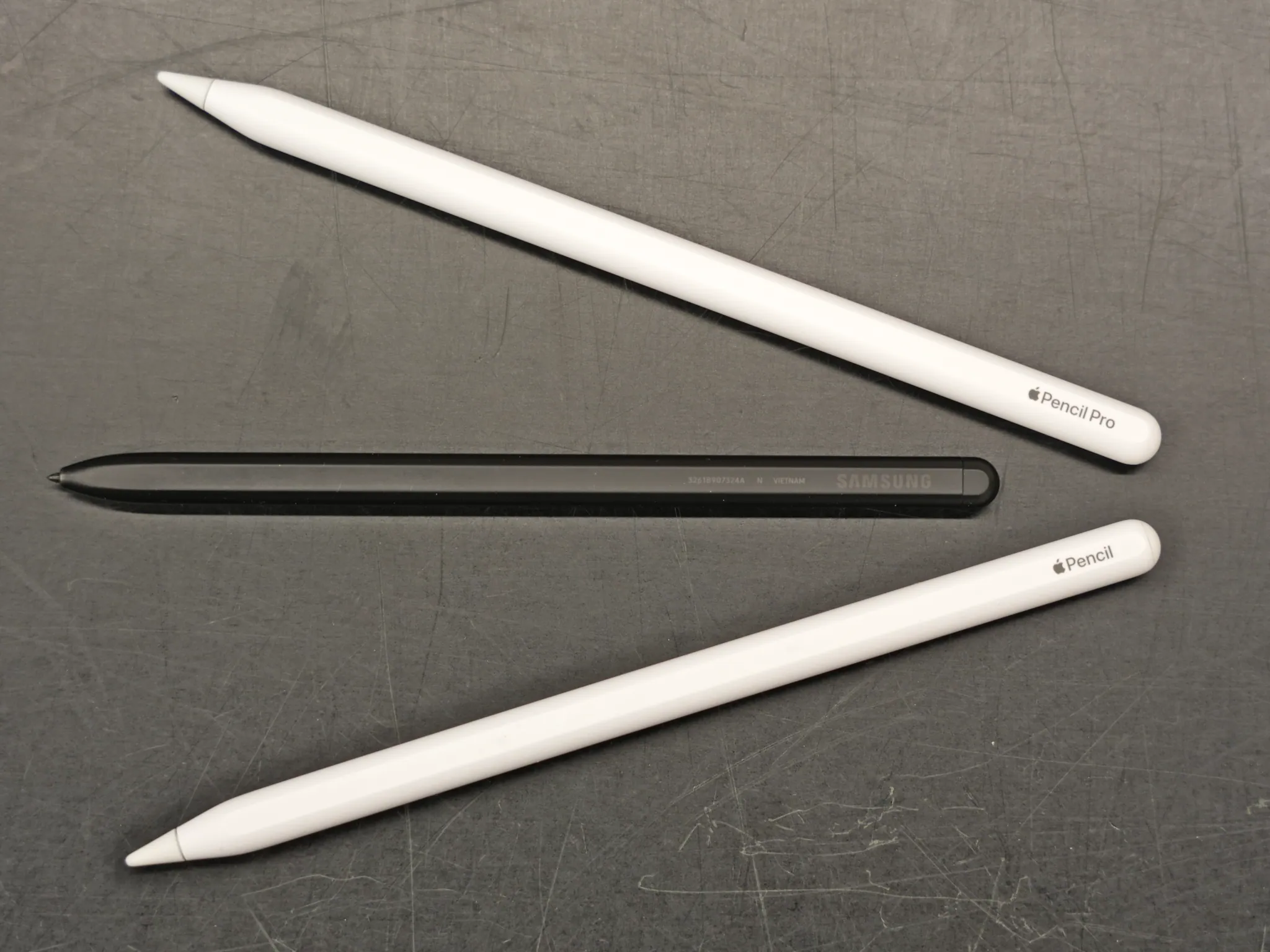 Apple Pencil vs Apple Pencil Pro, comparados
