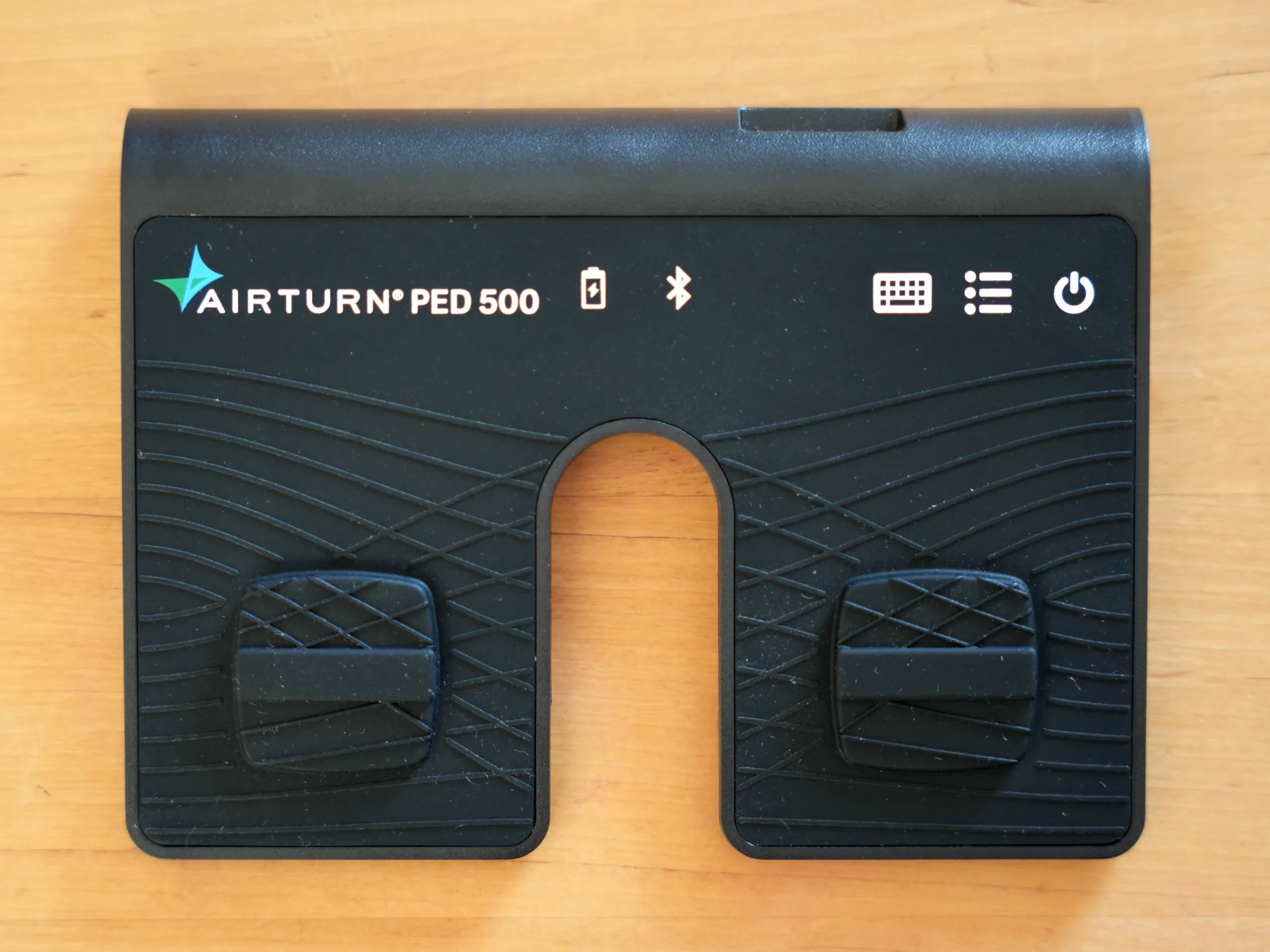 Pedal AirTurn PED 500 para pasar páginas con Bluetooth